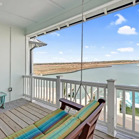 Bay Breeze, Unit 303 Apartment